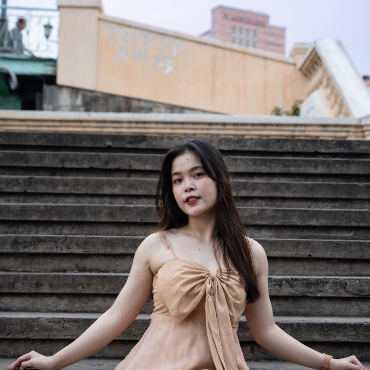 Portrait of Mira Kapoor, group coordinator and fusion cooking expert